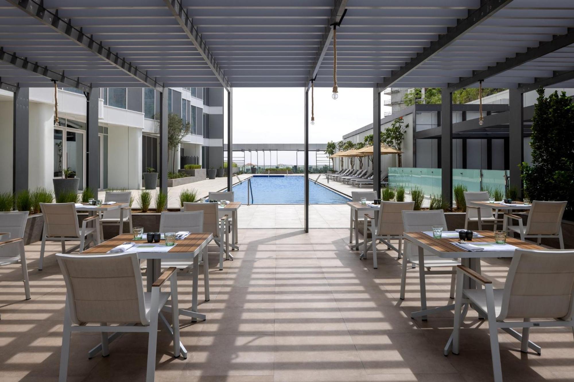 Staybridge Suites Dubai Business Bay By Ihg Экстерьер фото